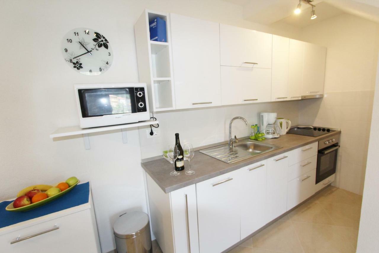 Luan Apartment Рабац Екстериор снимка